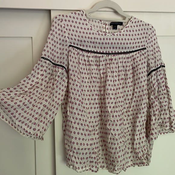 French connection bell sleeve top - Picture 2 of 8